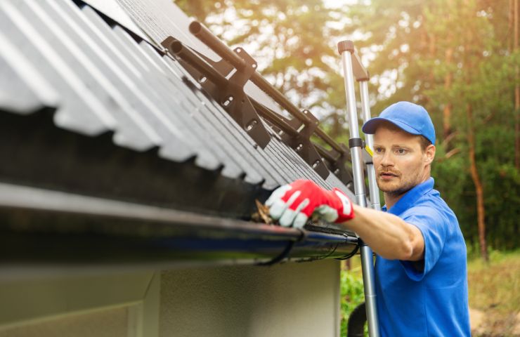 Bronx Gutter Cleaning Service